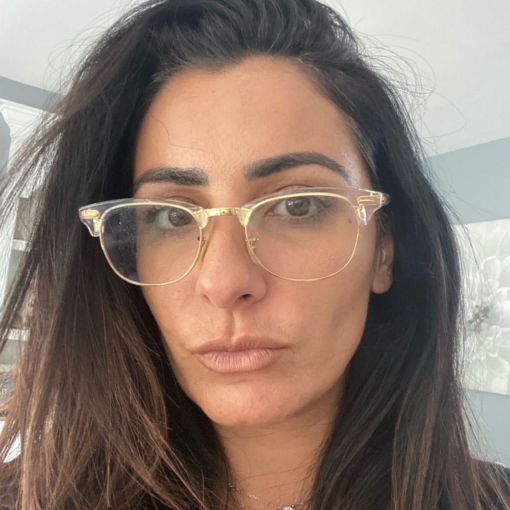 Meet your Posher, Dareen